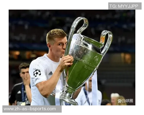 未婚足球球星盘点：这些足坛传奇依然单身的原因揭秘