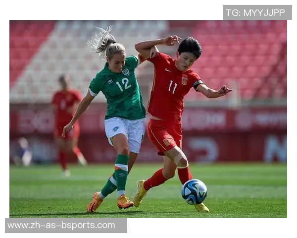 王珊珊：从草根到顶尖女足球员的奋斗历程与成就解析